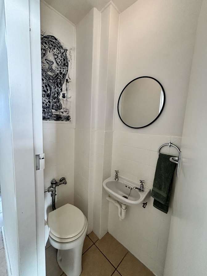Valencia Hendricks's room