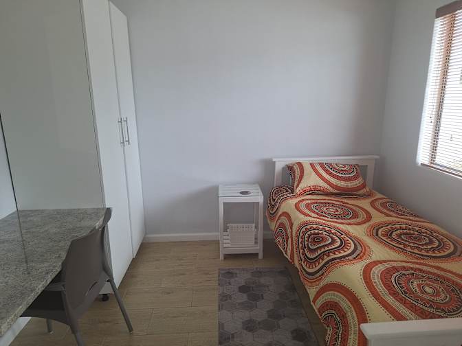 Redowaan's room