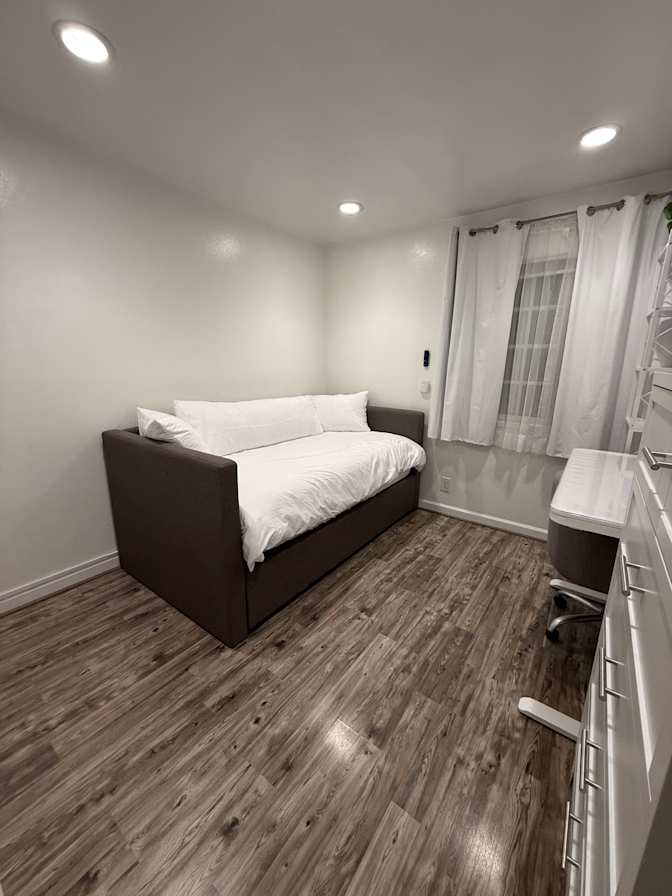 Julienne's room