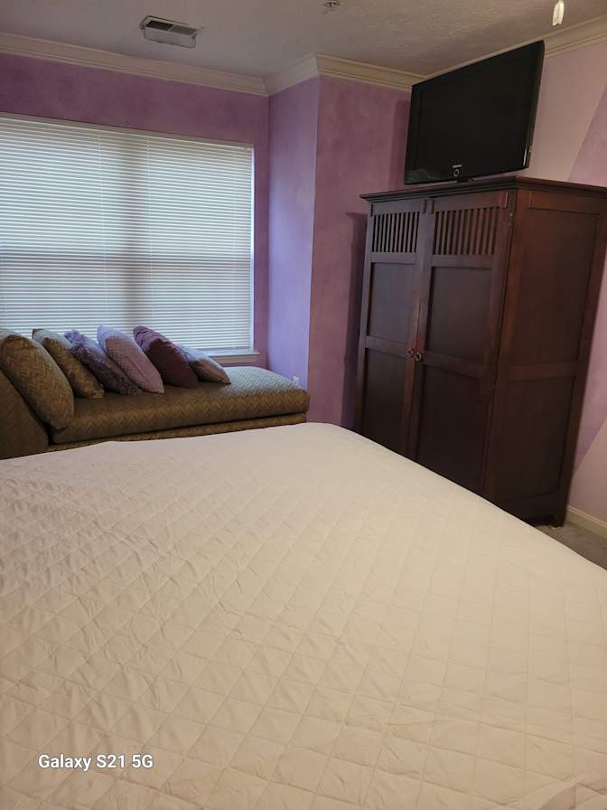 Lauren's room