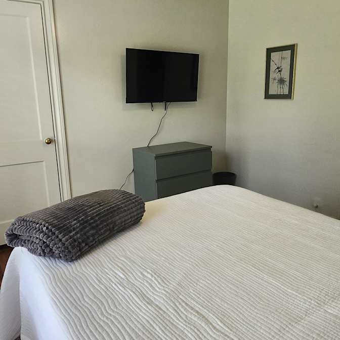 Kirk Arthur's room