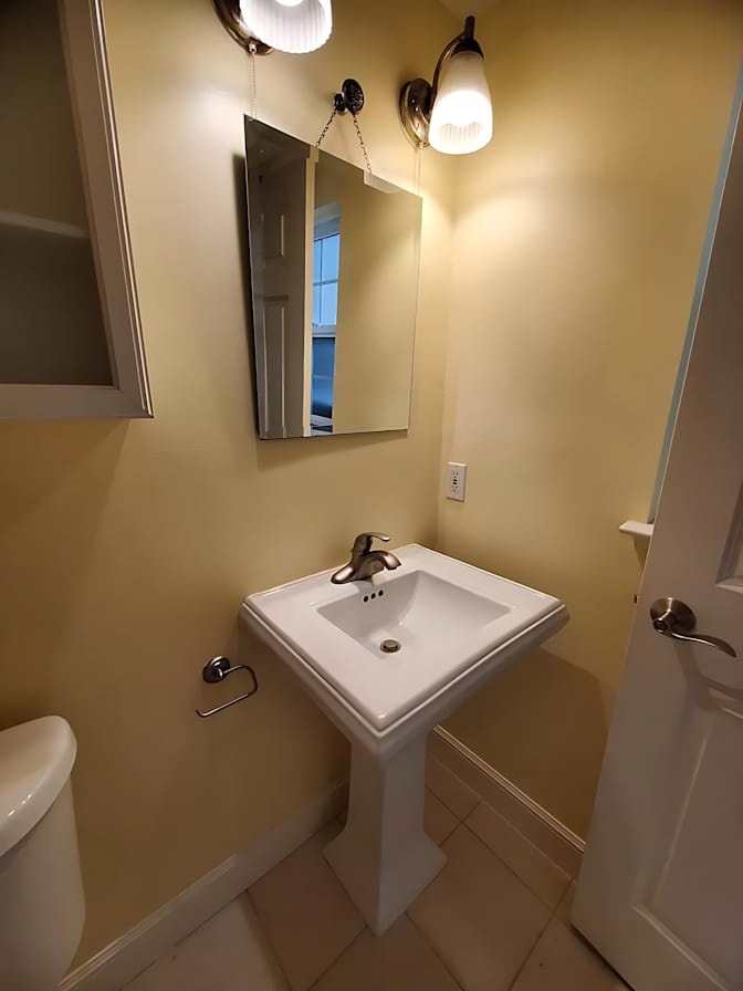 Julia Va's room