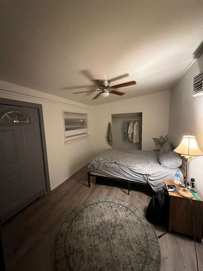 Alicia's room
