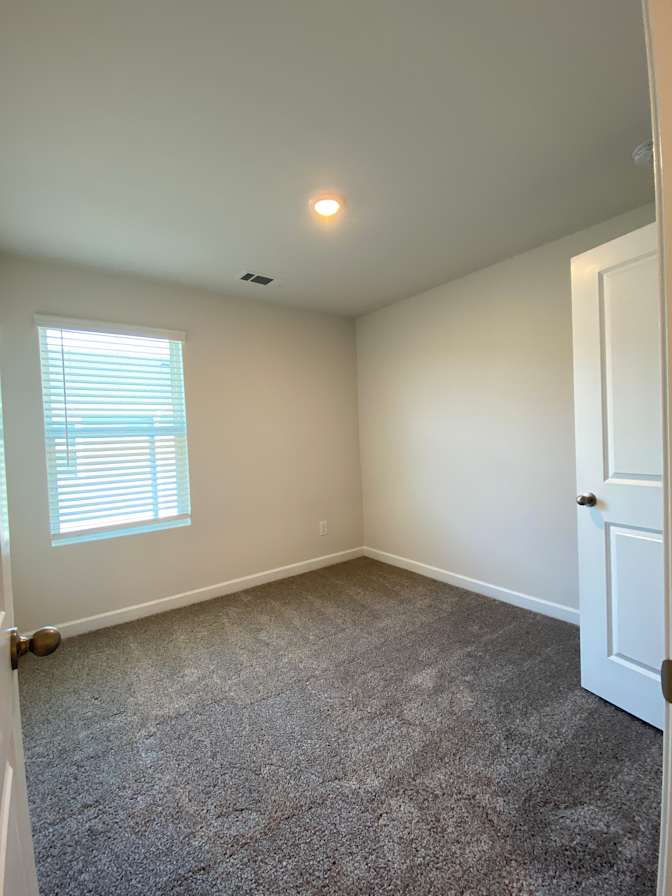 Alcove Rooms's room