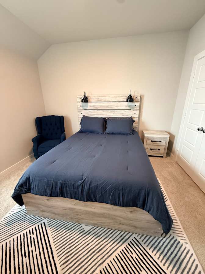 Conico Beale's room