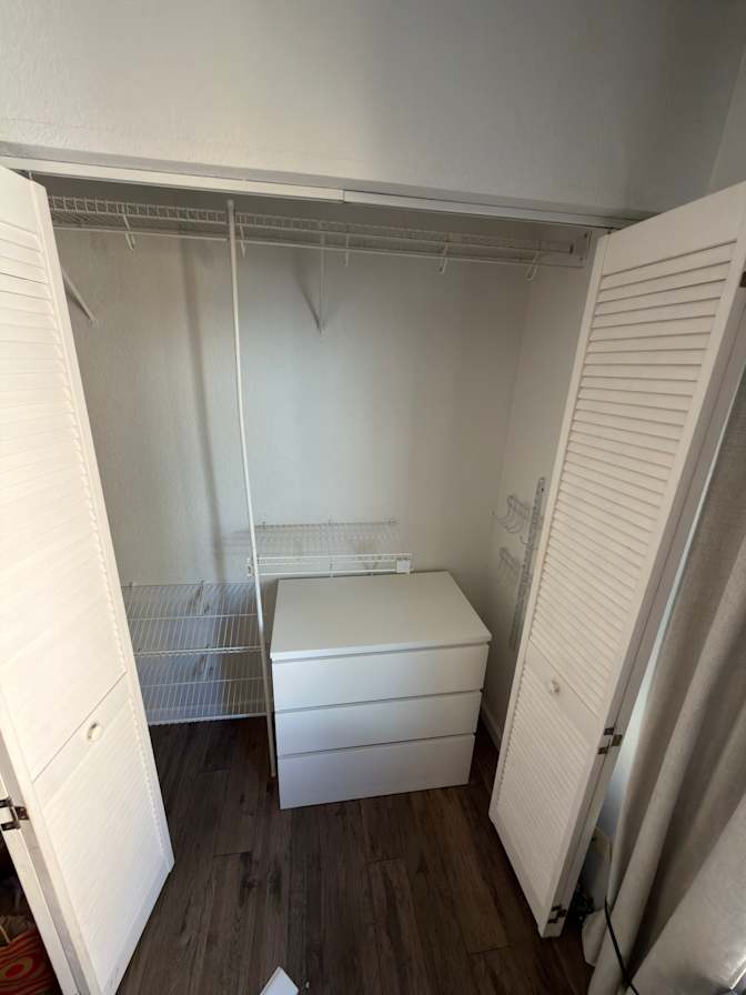 Juan's room