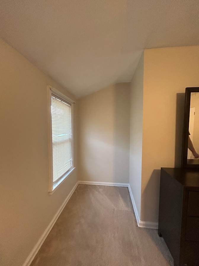 Tatyana C's room