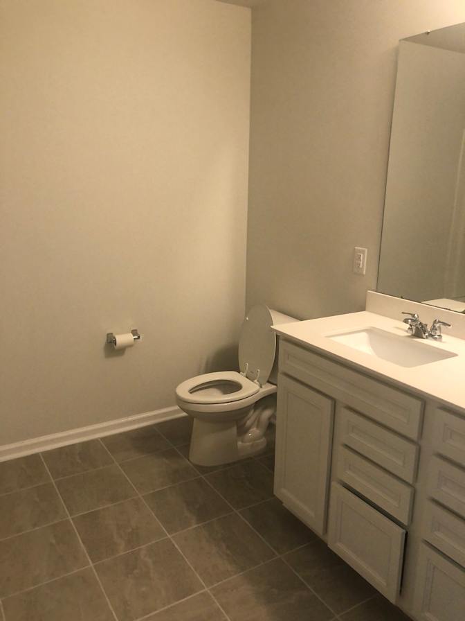 Luis's room