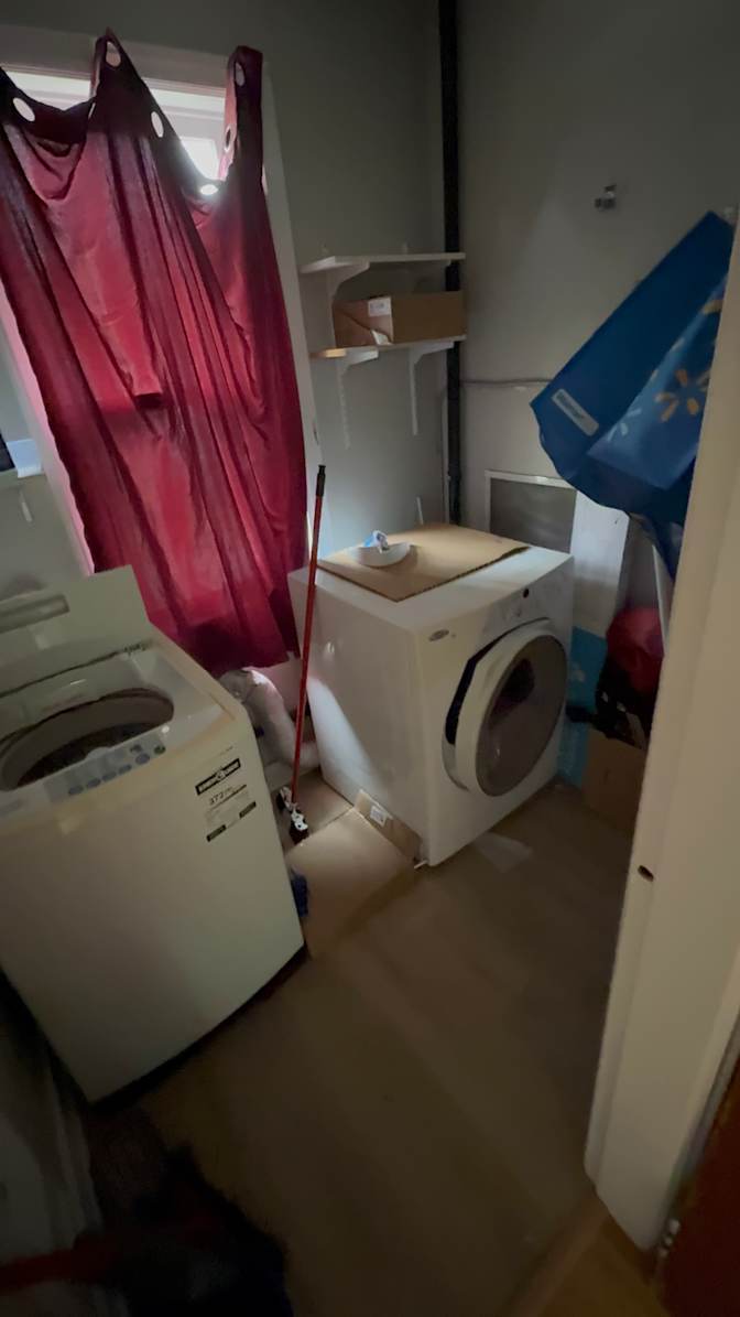 Sam's room