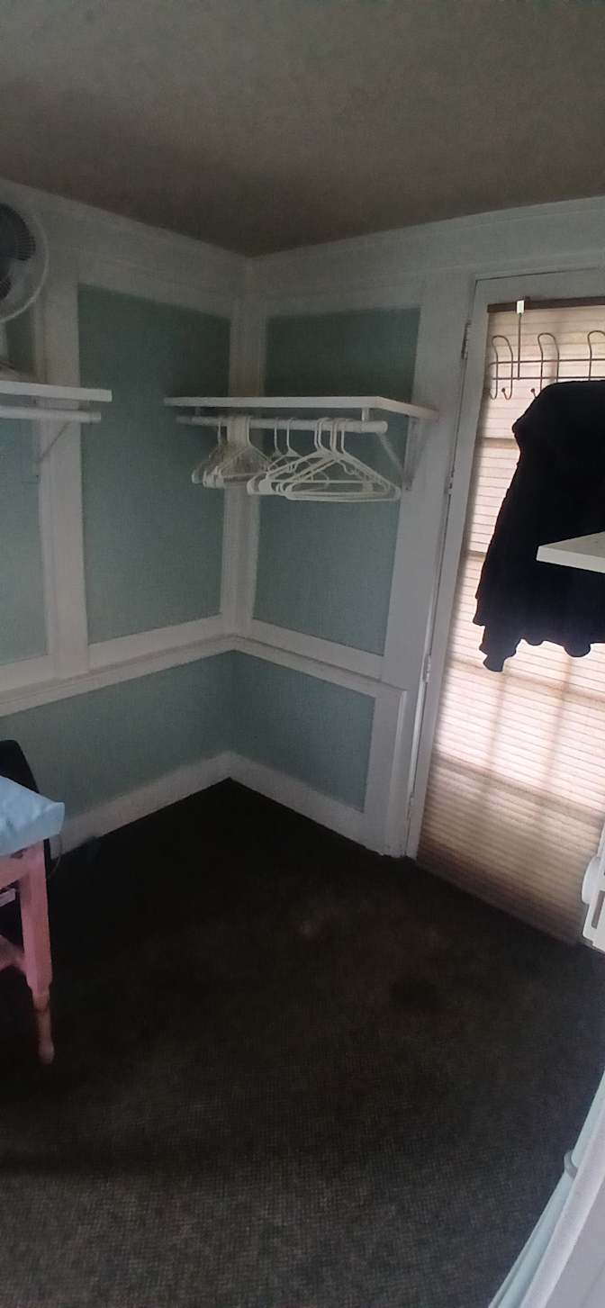 Tom Zomberg's room