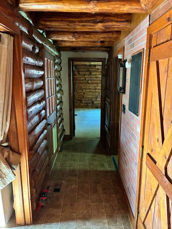 Alexander Lucas's room