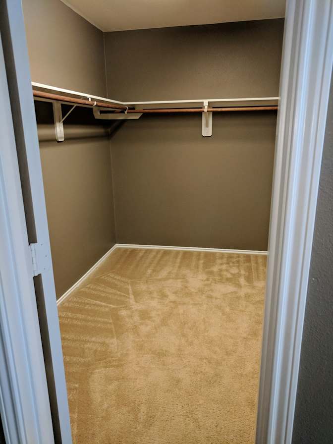 Akbar's room