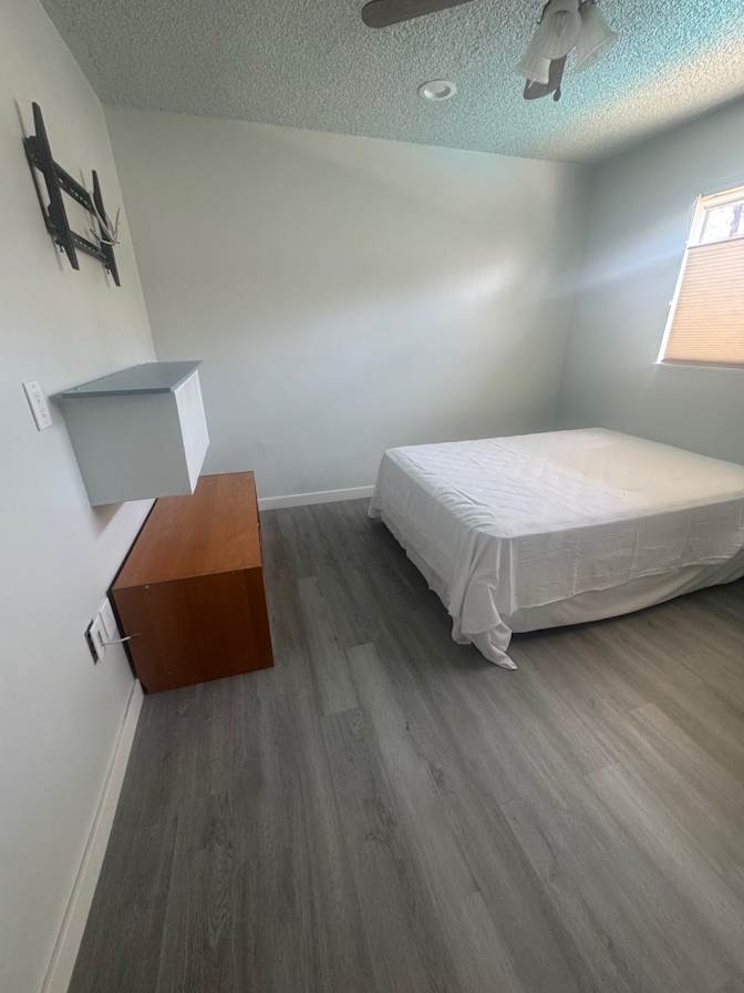 JOE Victorino's room