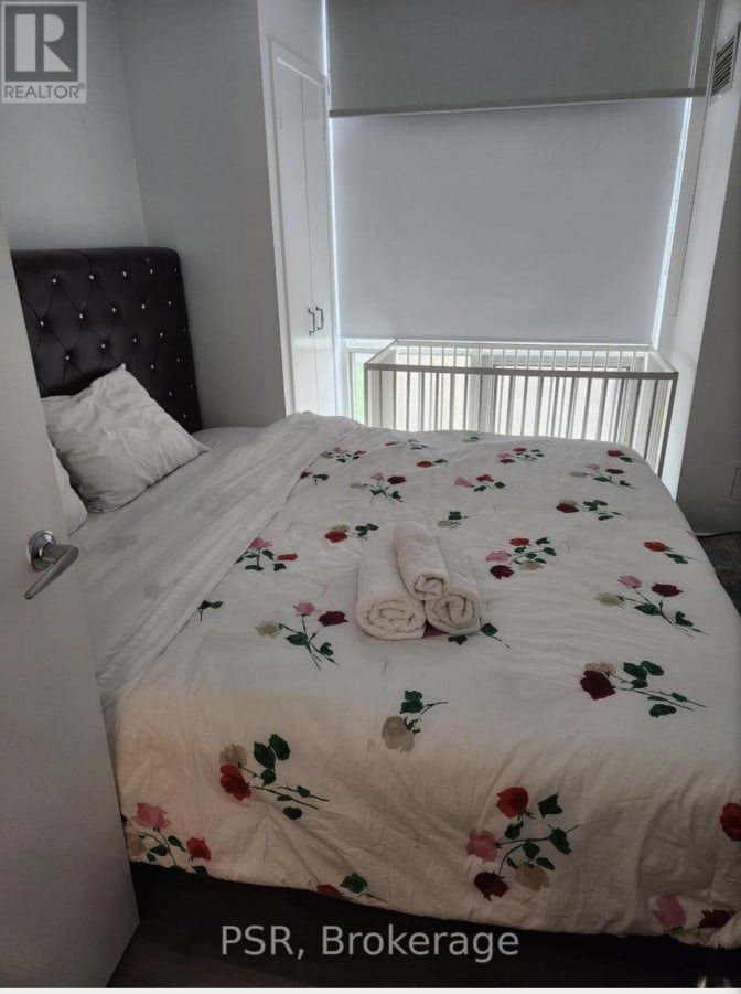 Gaurav Kashyap's room