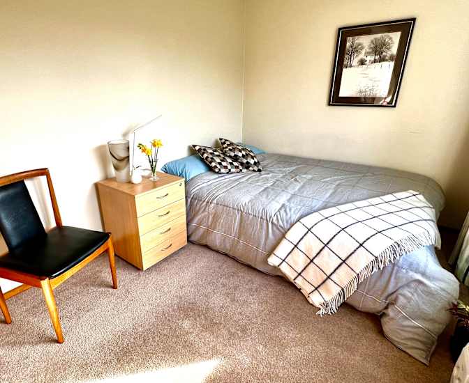 Leo's room