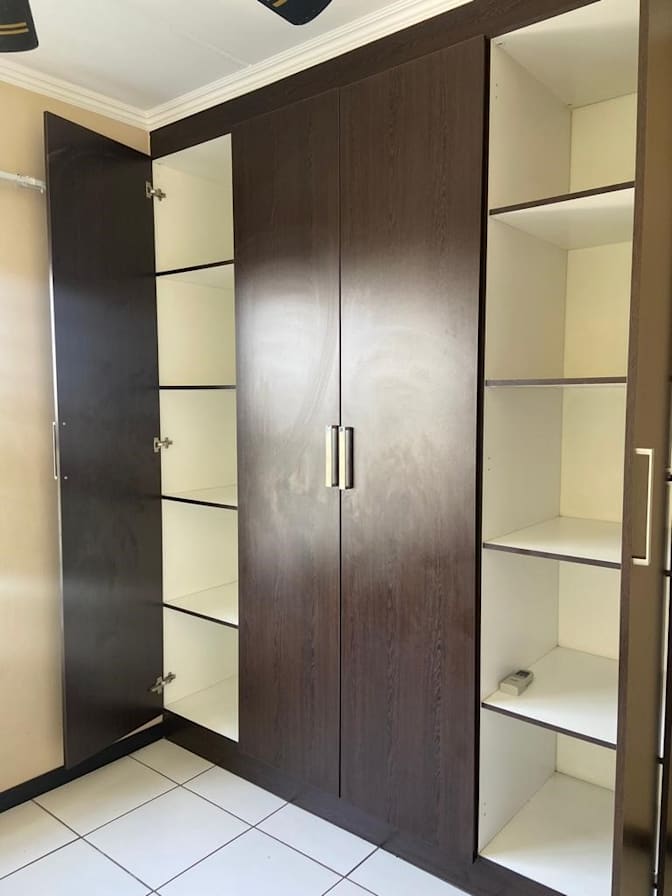 Masentle's room