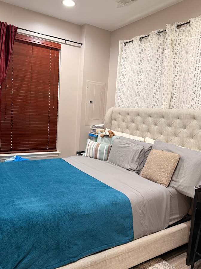Nada Alwadi's room