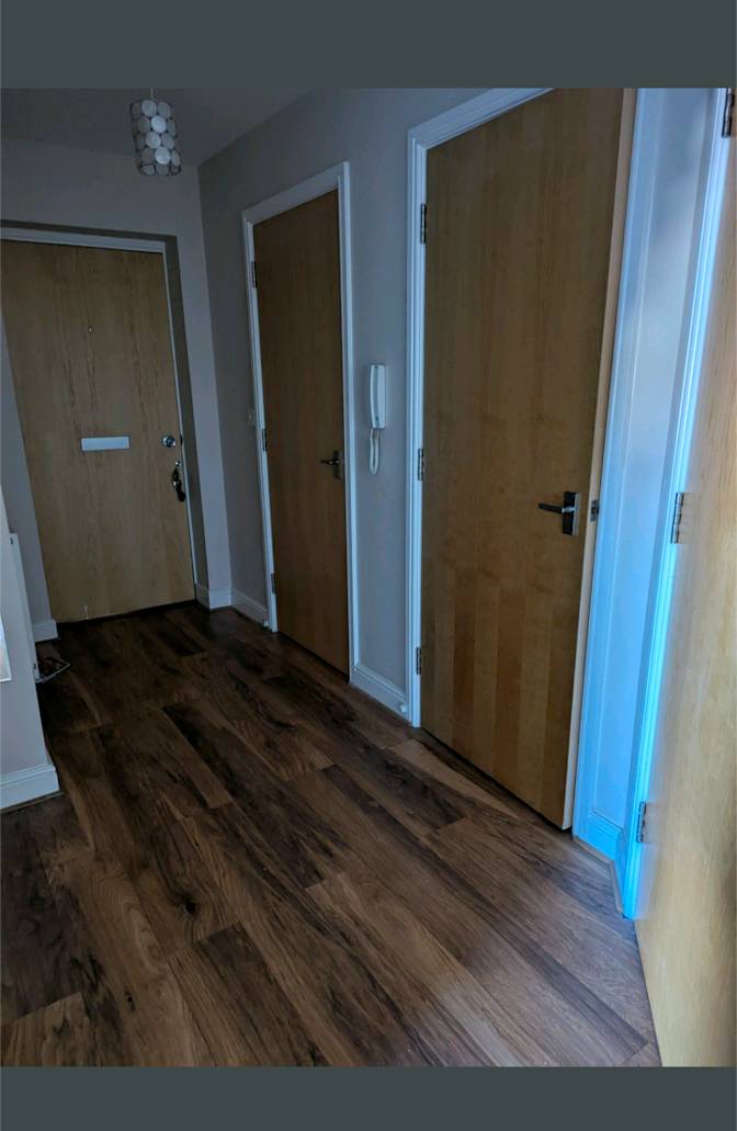 Liz's room