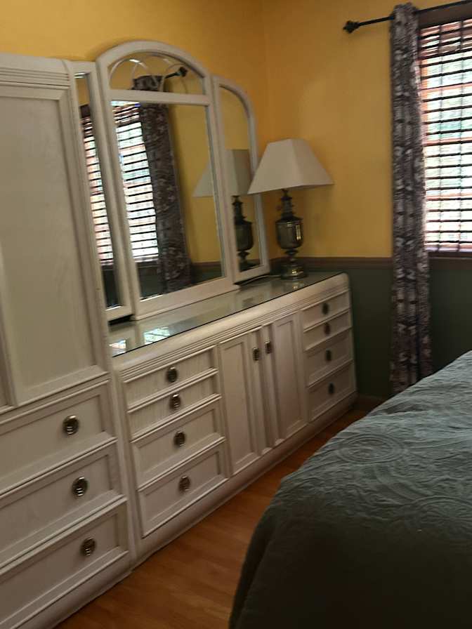 Lisa's room