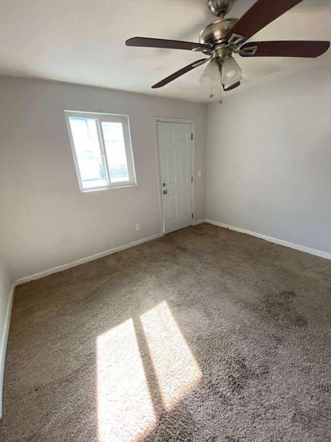 Eljey's room
