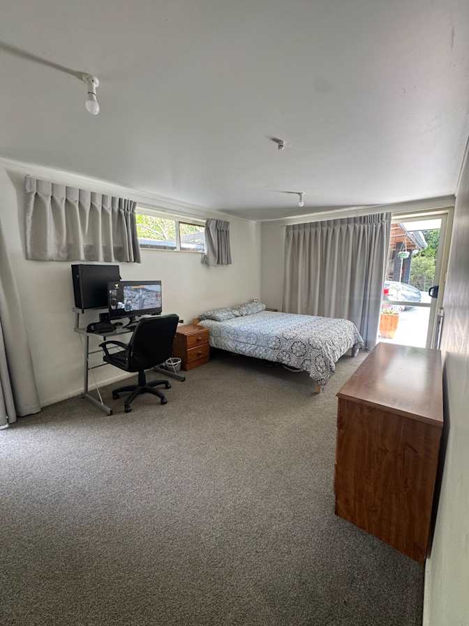 Dale Lambert's room