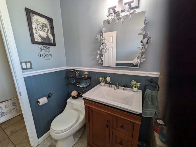 Gwen's room