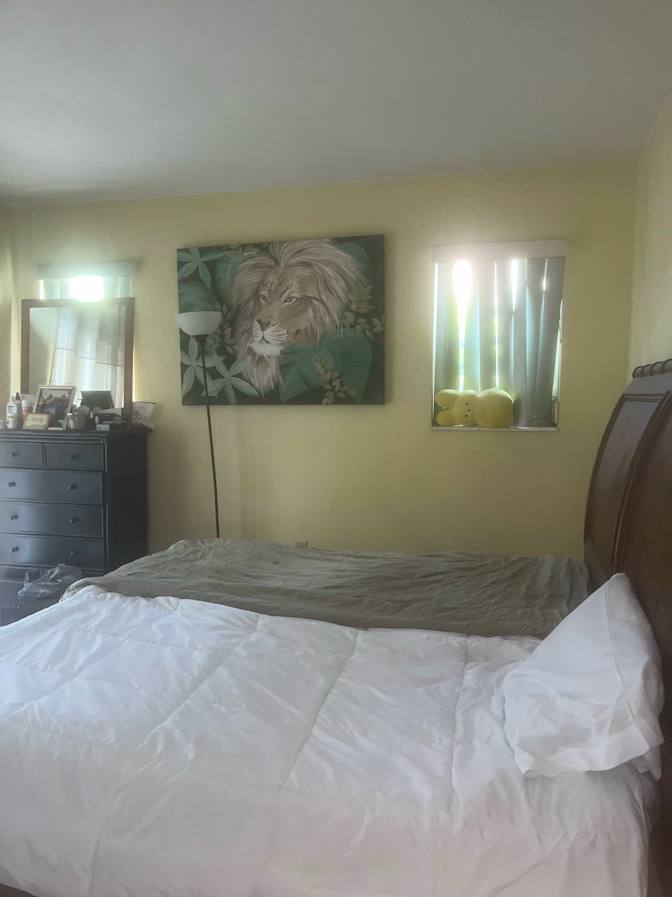 Shirley's room