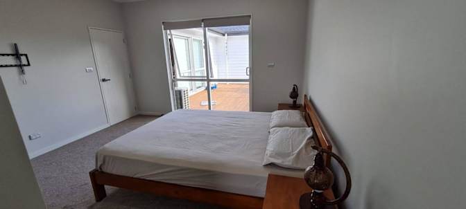 Apurv's room