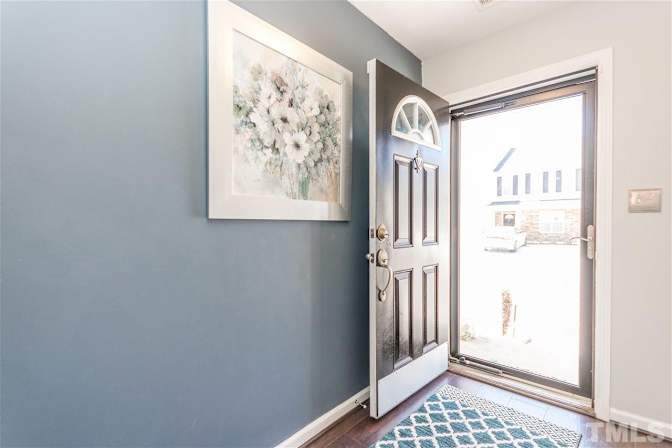 Alcove Rooms's room