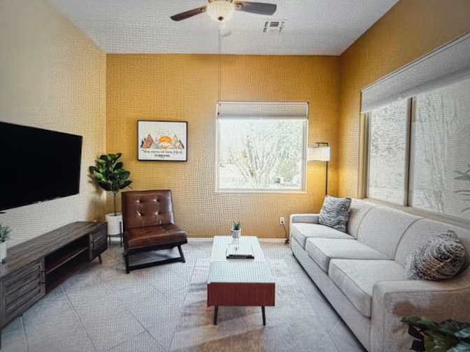 Moira Z Woods's room