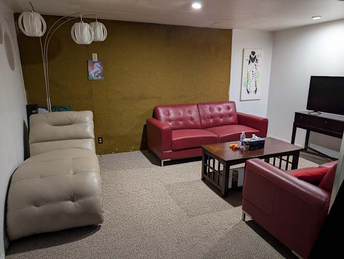 David MacKinlay's room