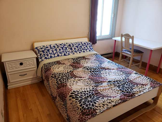 LEI XU's room