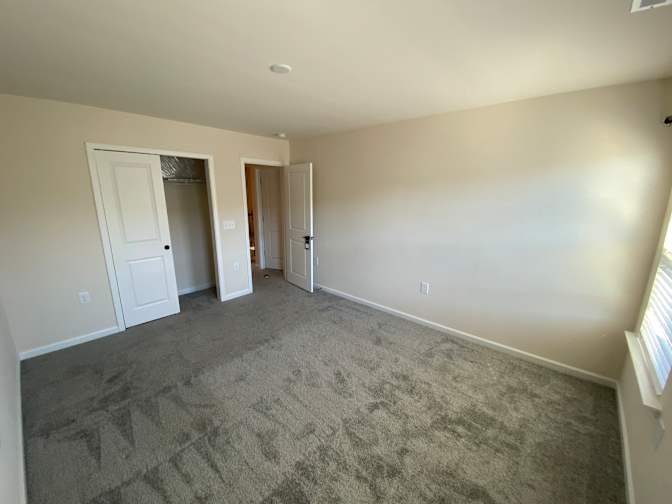 Alcove Rooms's room