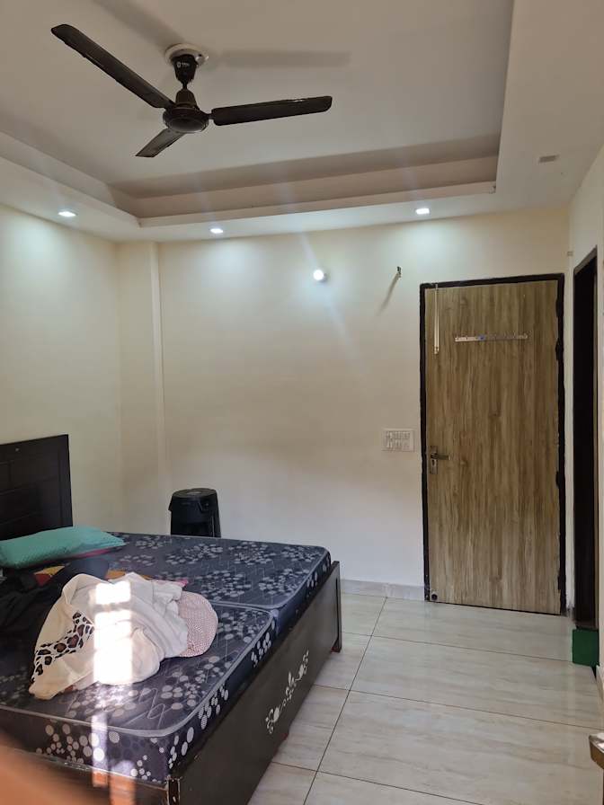 Devansh's room