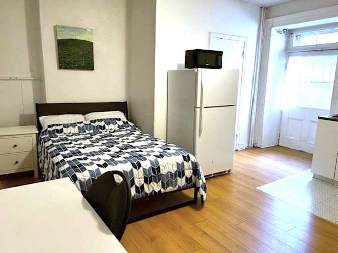 Samir Sehayek's room