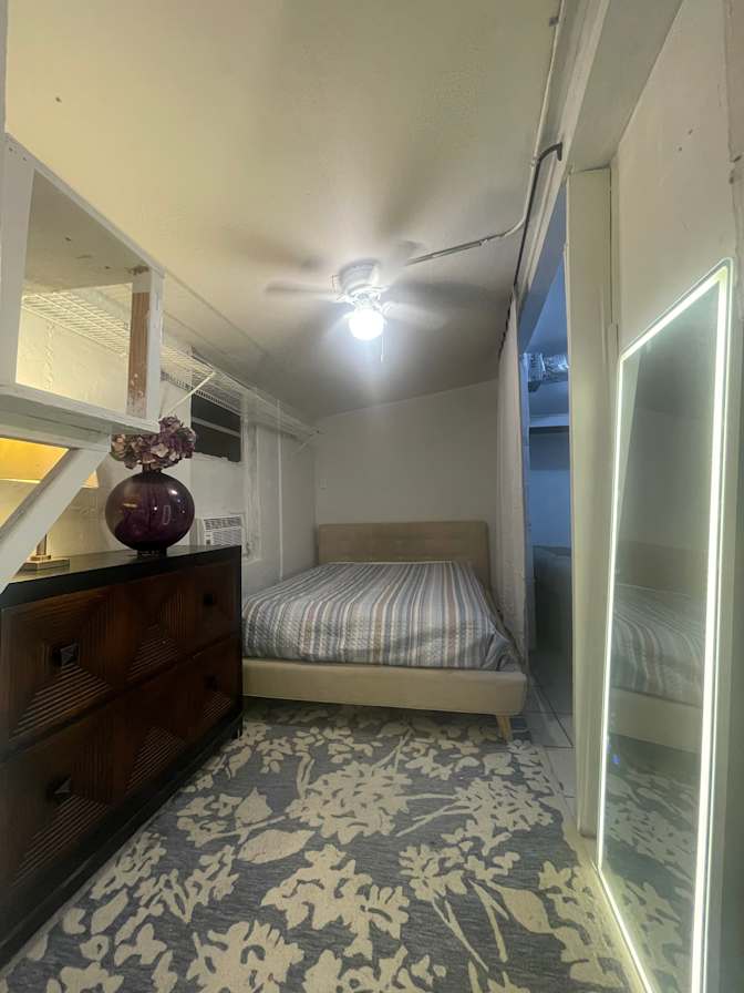 Pau's room