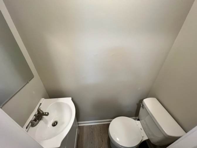 Alcove Rooms's room