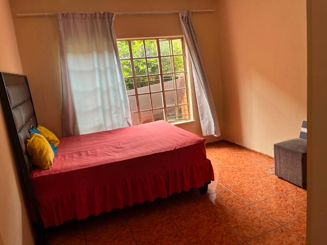 Sendra Lekala's room