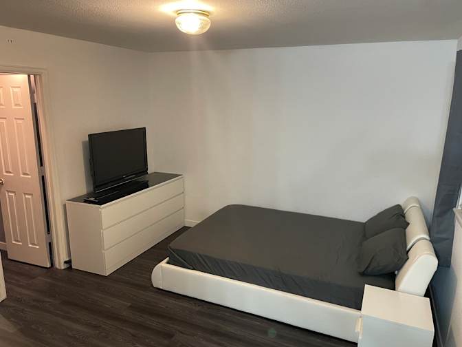 Dominique's room