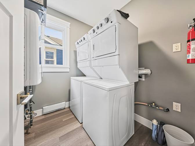 Remax Rentals's room