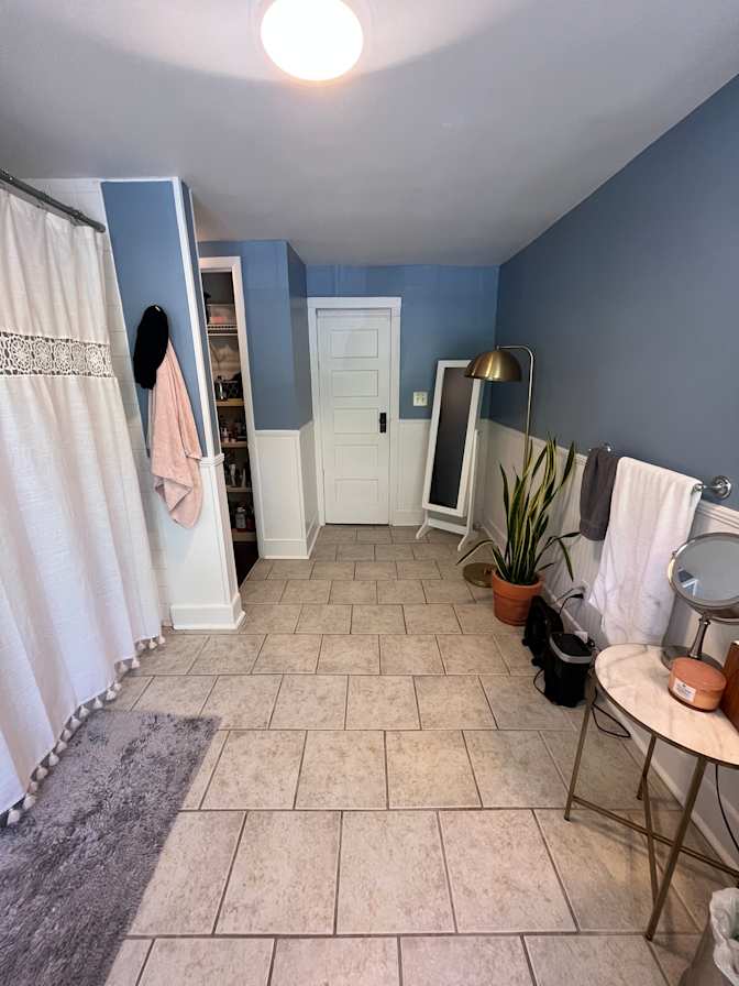 Ava's room