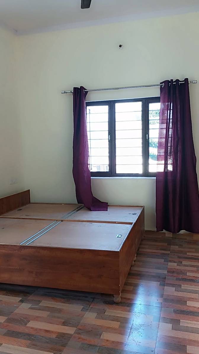 vipin sharma's room