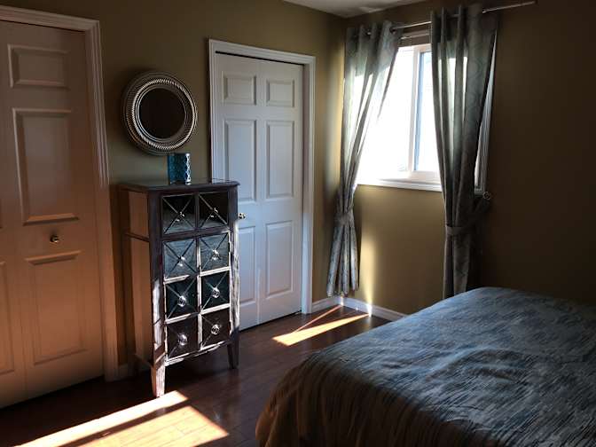 Petra's room
