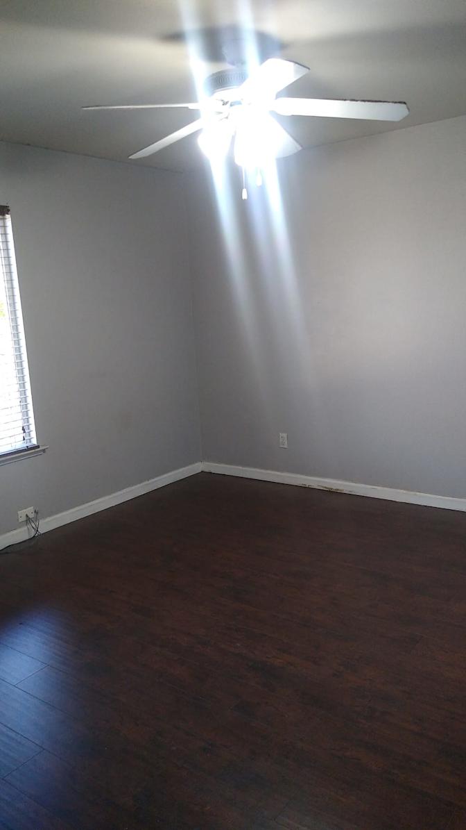 KathleenSam's room