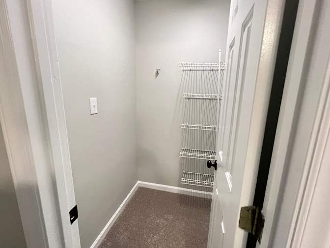 Alcove Rooms's room