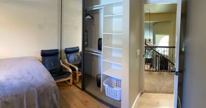 Lisa's room