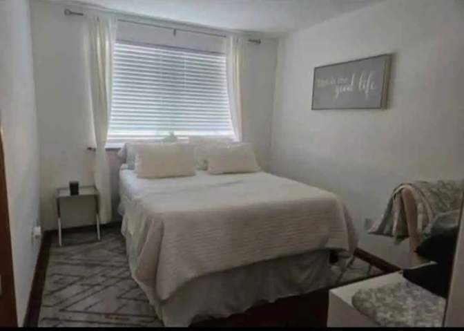 Jazmin's room