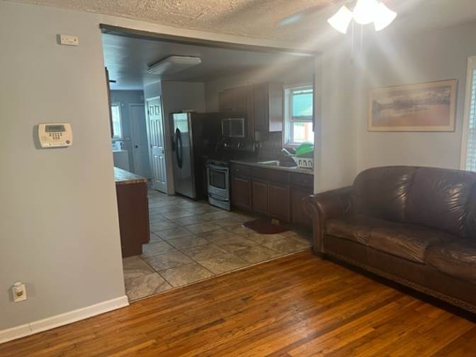 Yates Properties's room
