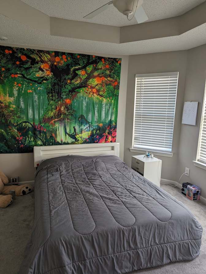 Cyrena's room