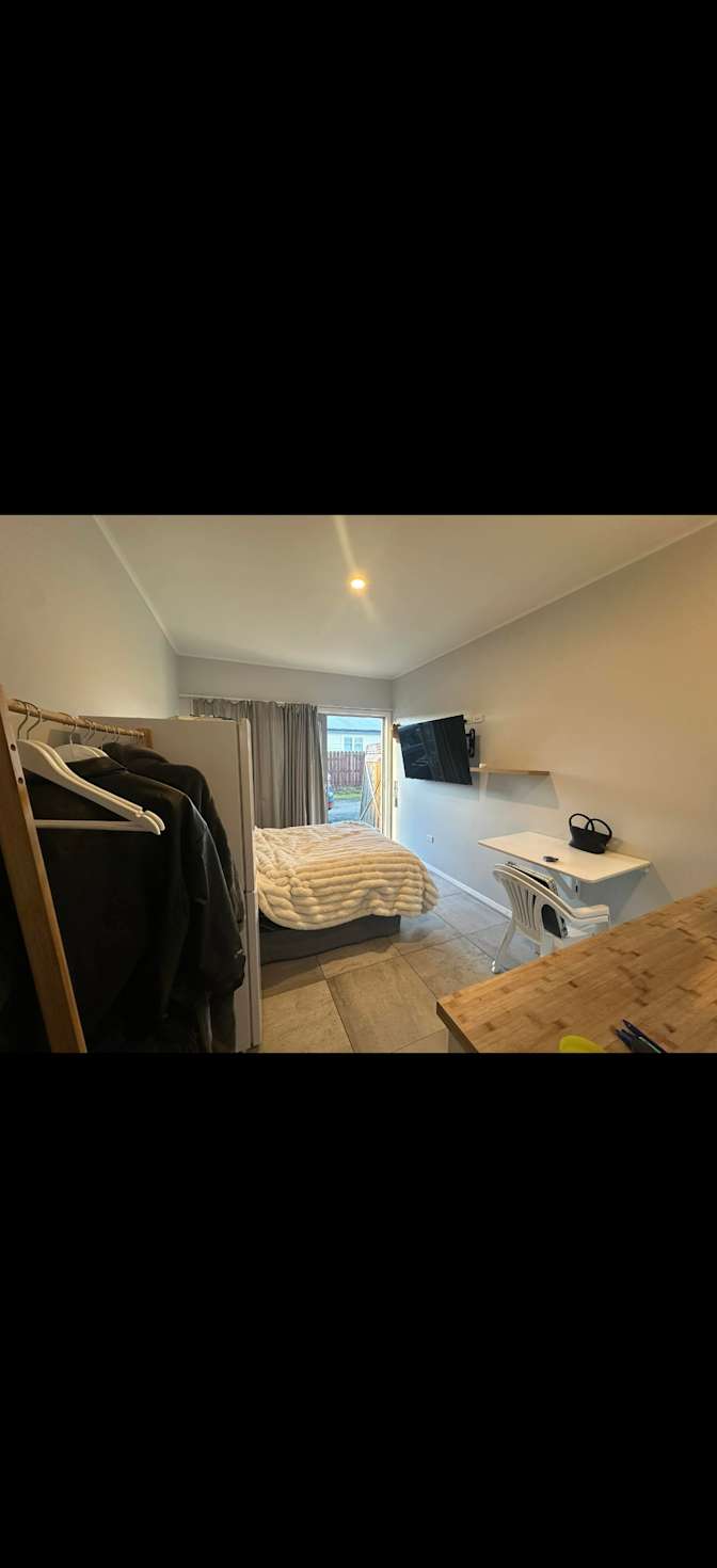 Dan's room